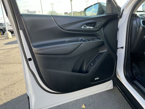 Used 2019 Chevrolet Equinox Premier image 17
