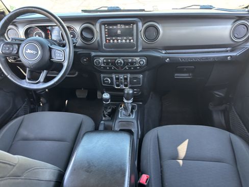 Used 2018 Jeep Wrangler Unlimited Sport S AWD/4WD image 13
