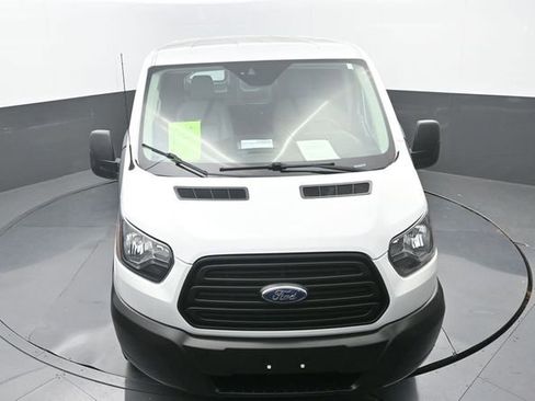 Used 2019 Ford Transit 250 130 Low Roof image 23