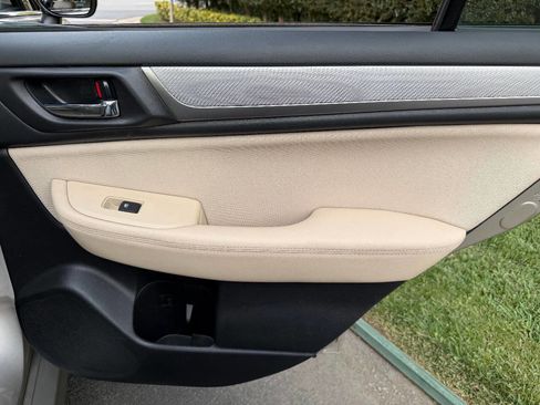 Used 2018 Subaru Legacy 2.5i Premium image 23