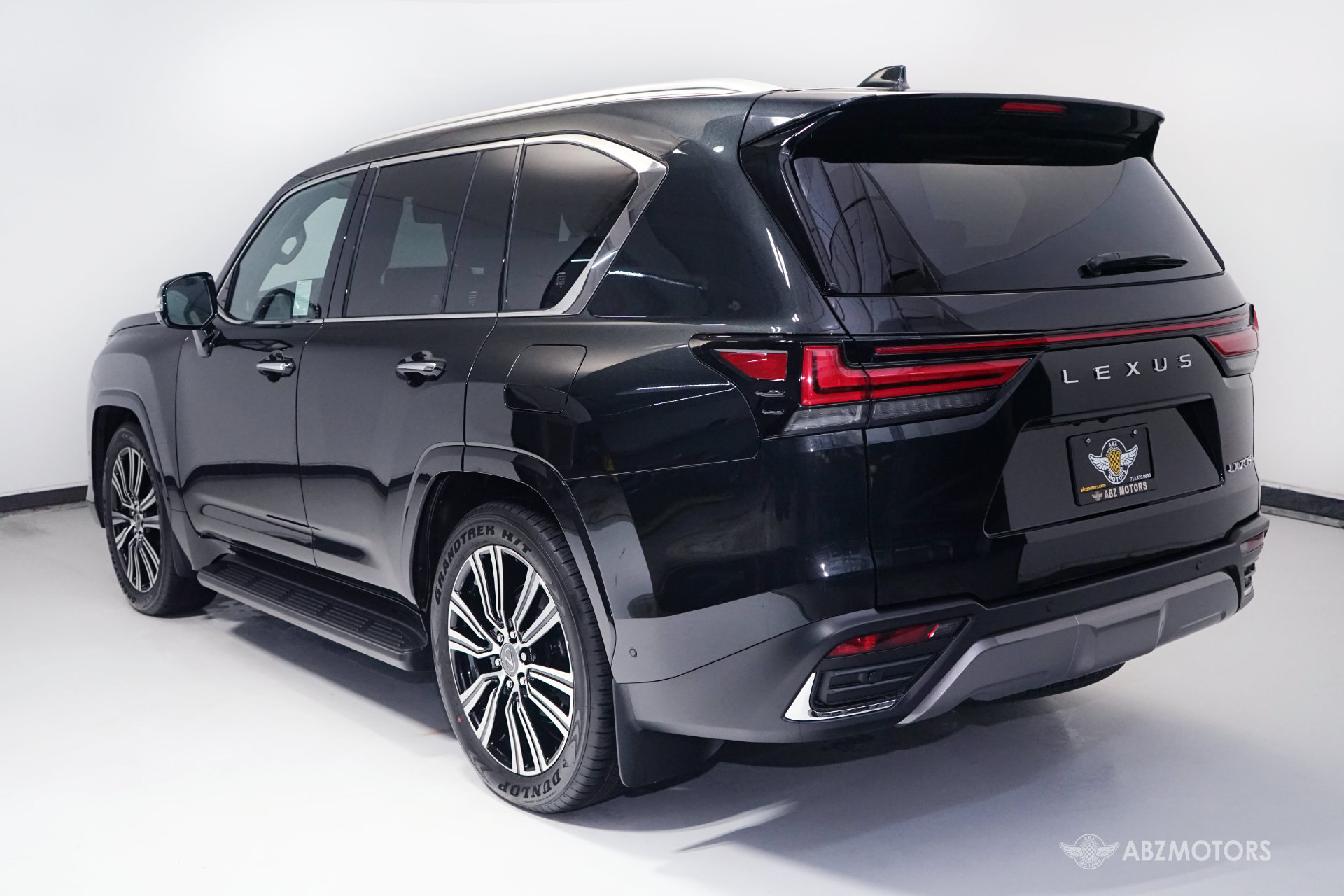 Used 2026 Lexus LX 700h Luxury AWD/4WD image 6
