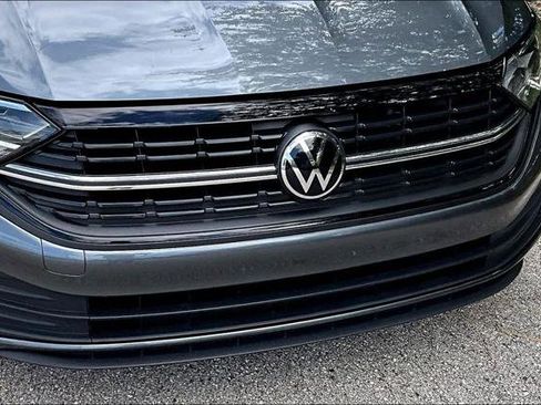 Certified 2024 Volkswagen Jetta Sport FWD image 11