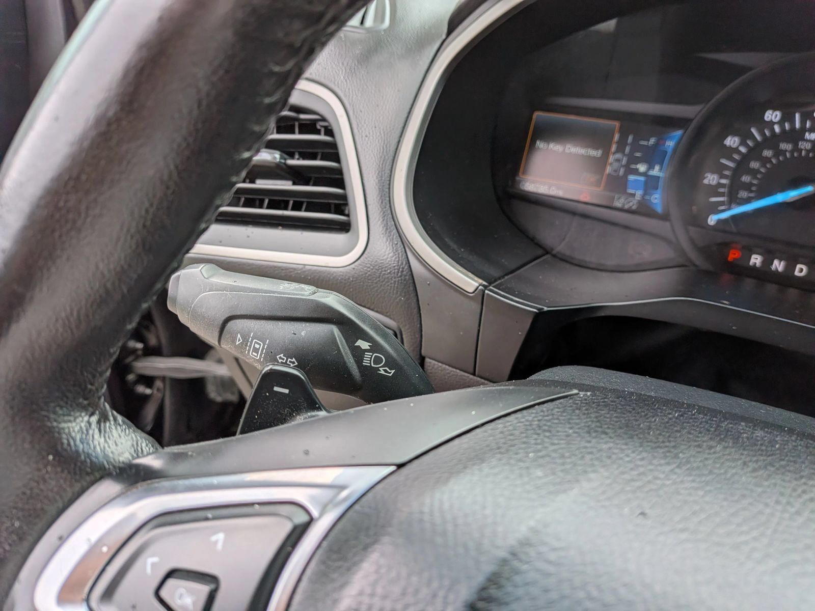 Used 2020 Ford Edge SEL AWD/4WD image 48