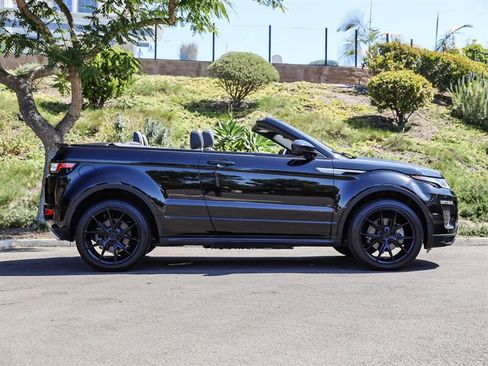 Used 2018 Land Rover Range Rover Evoque SE Dynamic AWD/4WD image 6