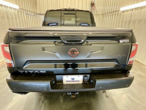 Used 2023 Nissan Titan PRO-4X w/ Pro-4x Convenience Package AWD/4WD image 27