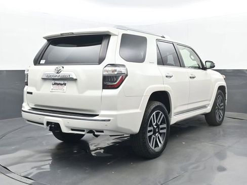 Used 2021 Toyota 4Runner Limited AWD/4WD image 22