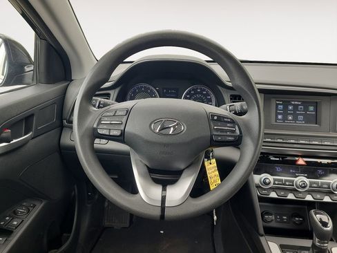 Used 2020 Hyundai Elantra SE w/ Cargo Package (C1) FWD image 12
