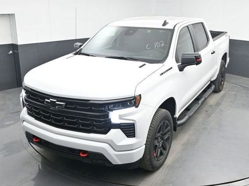 New 2026 Chevrolet Silverado 1500 RST w/ Redline Edition AWD/4WD image 34