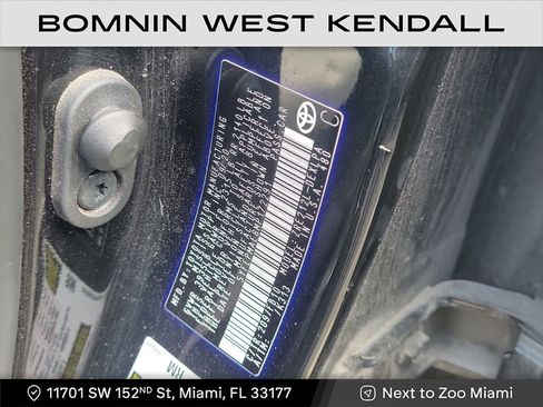 Used 2021 Toyota Corolla LE image 14