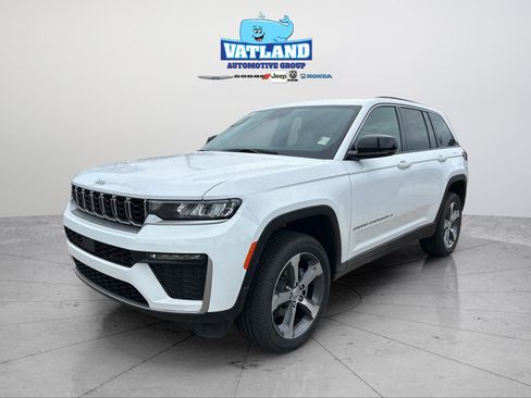 New 2026 Jeep Grand Cherokee Limited image 32