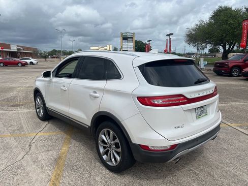 Used 2017 Lincoln MKC Select w/ Select Plus Package image 6