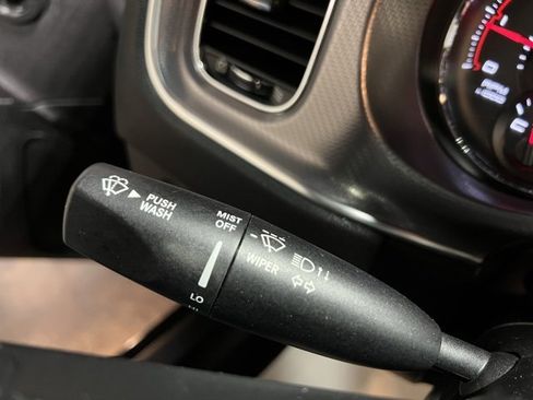 Used 2014 Dodge Charger SXT Plus image 35