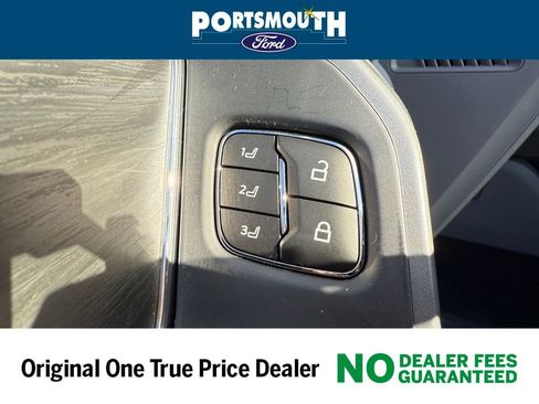 New 2025 Ford F150 Lariat w/ Equipment Group 502A High image 27