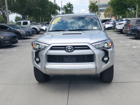 Certified 2024 Toyota 4Runner TRD Off-Road Premium w/ Off Road Premium Plus Package AWD/4WD image 8