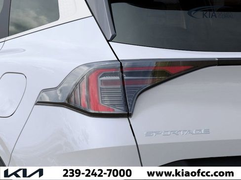 New 2026 Kia Sportage LX image 11