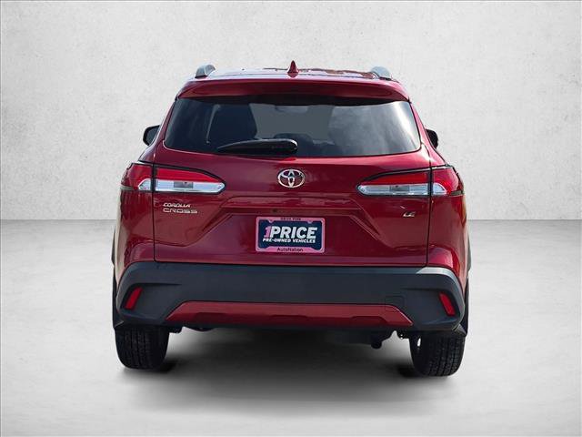Used 2022 Toyota Corolla Cross LE FWD image 6