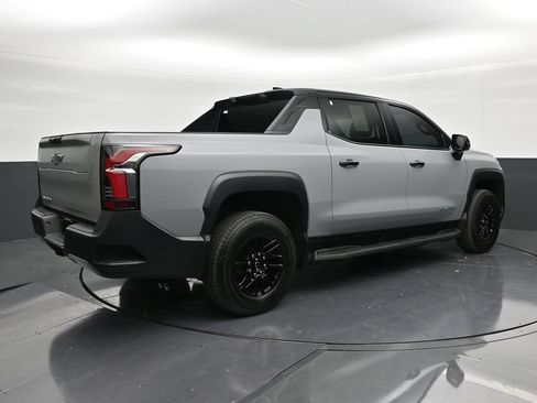 Used 2026 Chevrolet Silverado EV LT w/ Plus Package AWD/4WD image 5