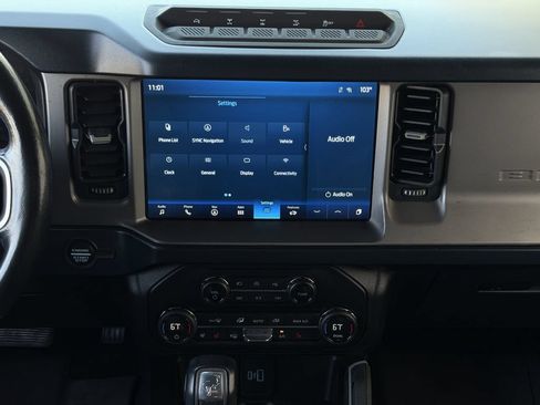 Used 2021 Ford Bronco First Edition AWD/4WD image 16