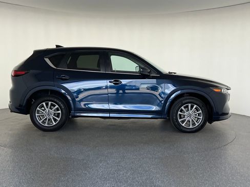 Used 2025 MAZDA CX-5 AWD 2.5 S w/ Select Package image 2