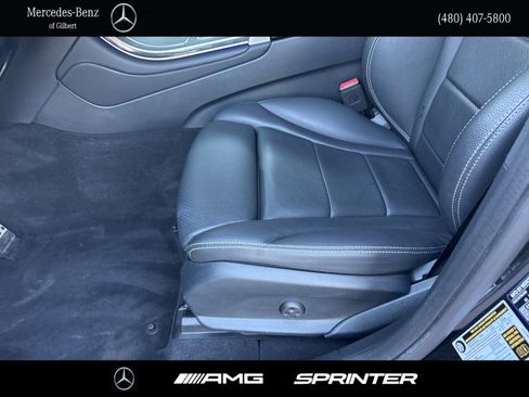 Used 2022 Mercedes-Benz GLC 300 4MATIC image 14