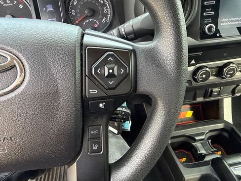 Used 2021 Toyota Tacoma SR AWD/4WD image 14