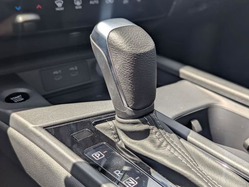 New 2026 Nissan Sentra SV FWD image 17