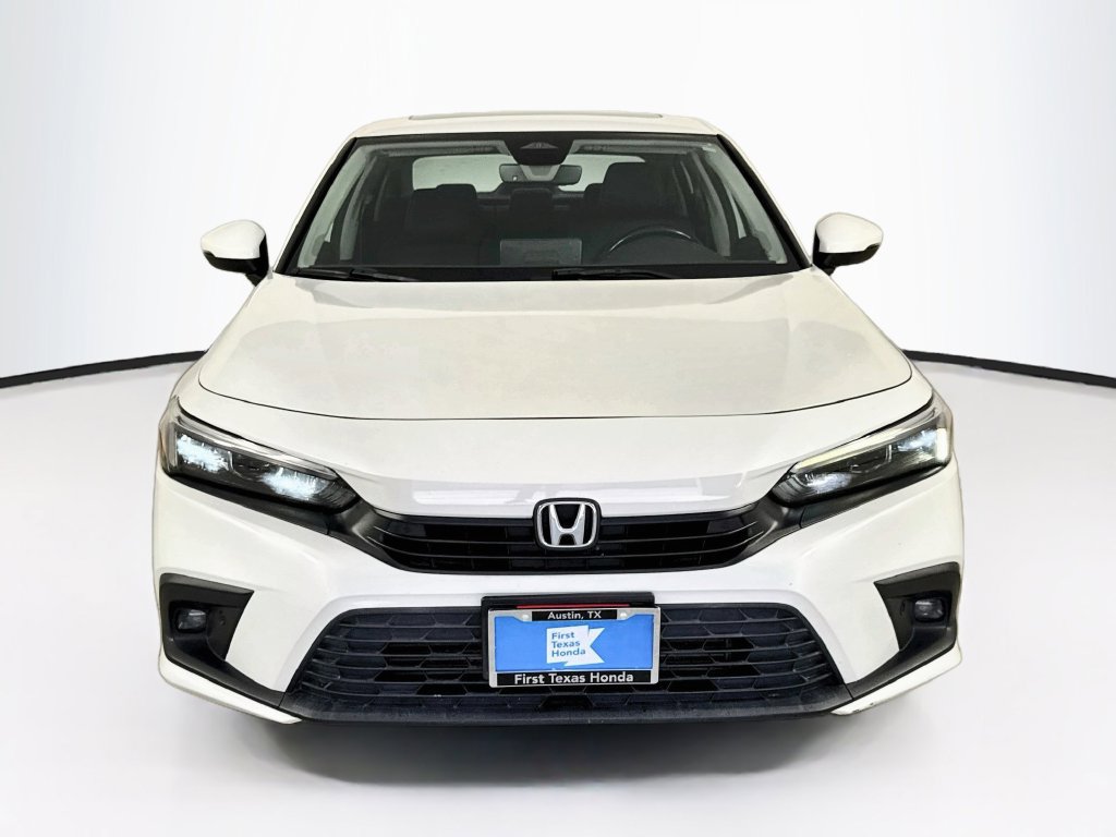 Used 2022 Honda Civic Touring image 2