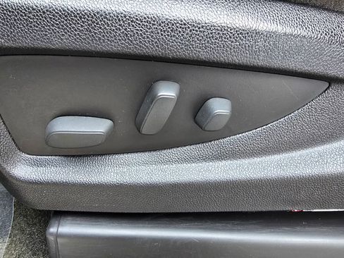 Used 2014 GMC Sierra 1500 SLE image 21