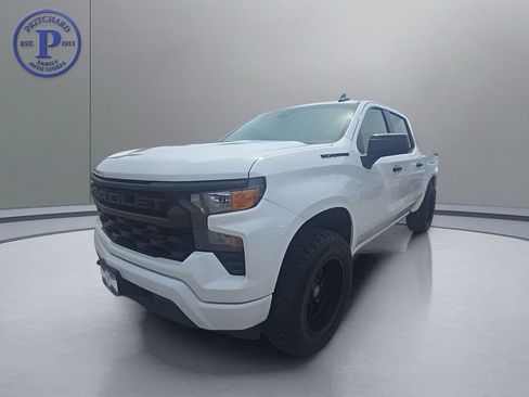 Used 2023 Chevrolet Silverado 1500 Custom w/ LPO, Dark Essentials Package AWD/4WD image 3