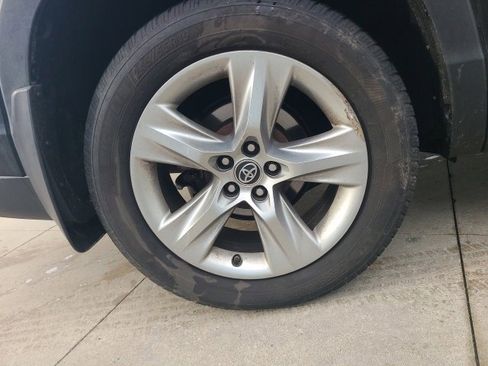 Used 2016 Toyota Highlander Limited image 10