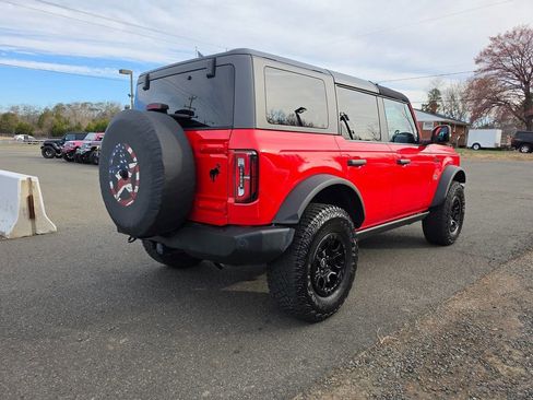 Used 2023 Ford Bronco Wildtrak image 9