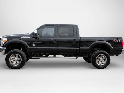 Used 2012 Ford F250 Lariat w/ Chrome Pkg image 9