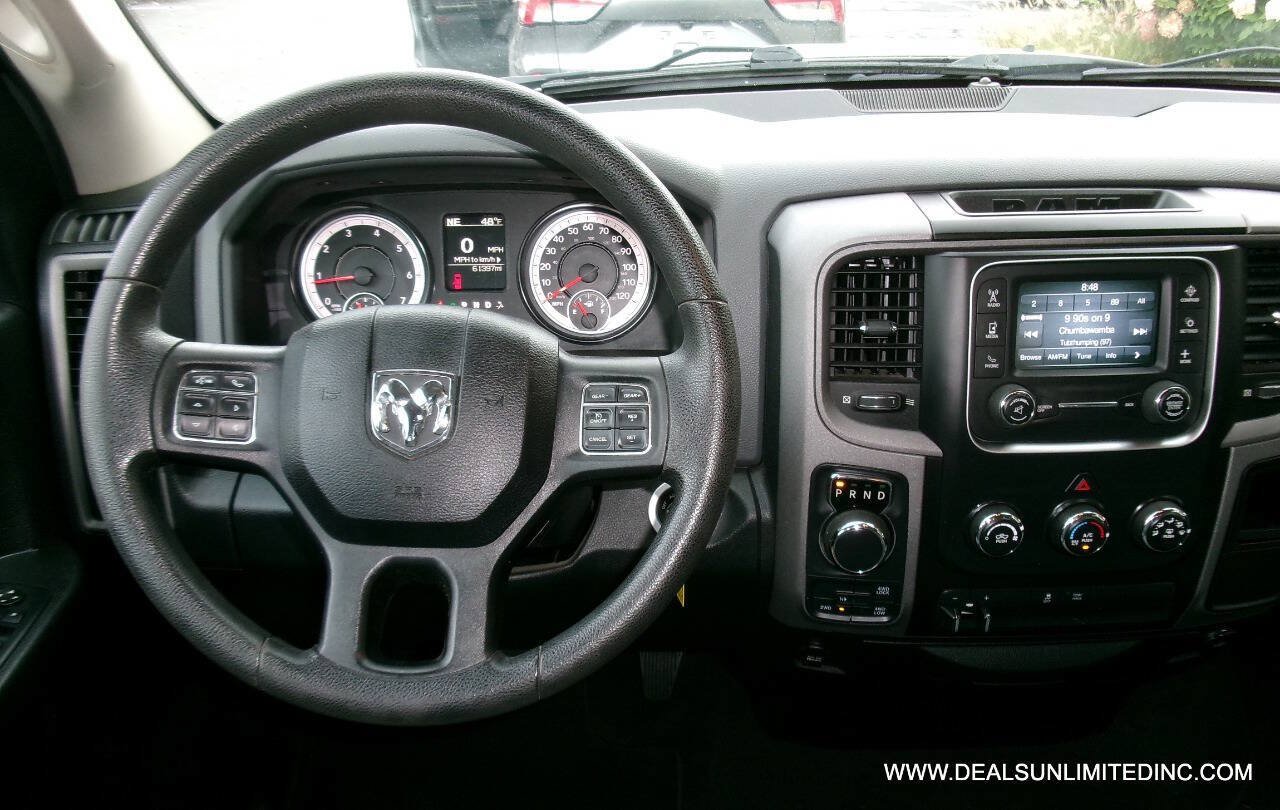Used 2016 RAM 1500 ST w/ Popular Equipment Group AWD/4WD image 9