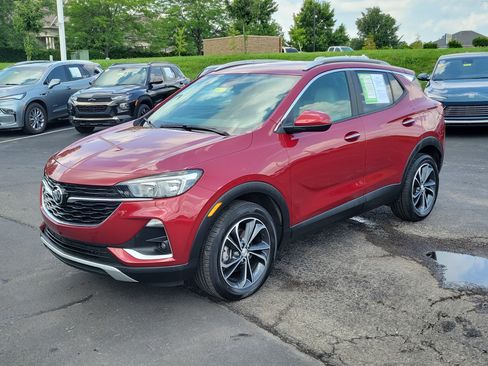 Used 2021 Buick Encore GX Select FWD image 2