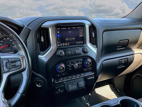 Used 2020 Chevrolet Silverado 1500 LT w/ Texas Edition AWD/4WD image 12