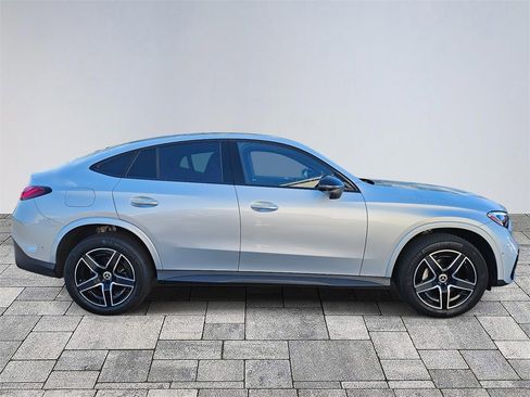 Certified 2025 Mercedes-Benz GLC 300 4MATIC image 8