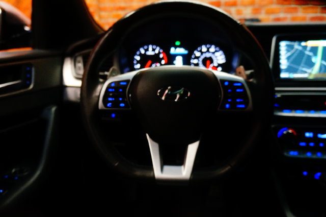 Used 2019 Hyundai Sonata Limited FWD image 11