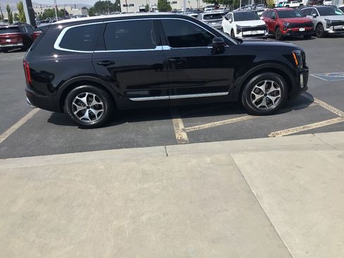 Used 2022 Kia Telluride EX w/ Towing Package AWD/4WD image 6