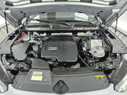 Used 2023 Audi Q5 2.0T Premium w/ Convenience Package AWD/4WD image 25