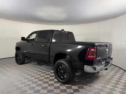 Used 2019 RAM 1500 Laramie AWD/4WD image 10