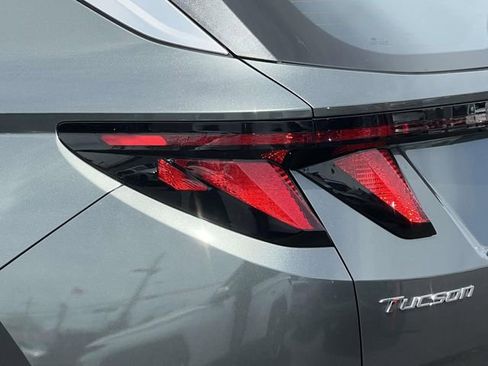 Certified 2023 Hyundai Tucson SE AWD/4WD image 11