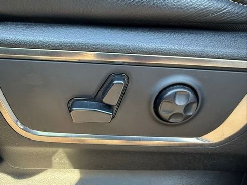 Used 2019 RAM 1500 Limited image 10