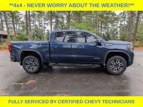 Used 2020 GMC Sierra 1500 AT4 w/ AT4 Premium Package AWD/4WD image 3