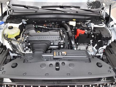 New 2026 Lincoln Nautilus Premier AWD/4WD image 40