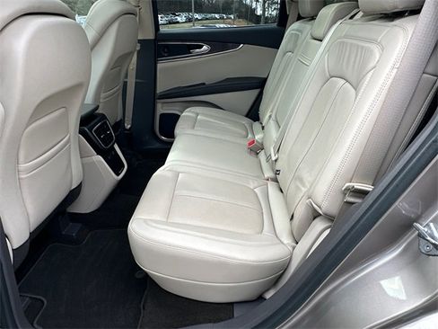 Used 2020 Lincoln Nautilus Reserve w/ Equipment Group 201A image 21