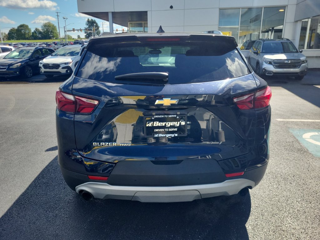 Used 2020 Chevrolet Blazer LT AWD/4WD image 3