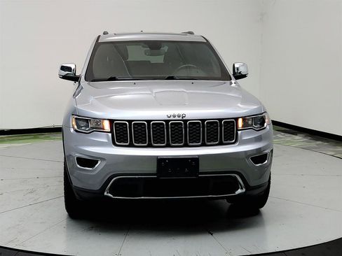 Used 2019 Jeep Grand Cherokee Limited AWD/4WD image 2