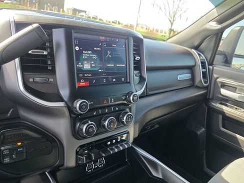 Used 2024 RAM 2500 Big Horn image 28
