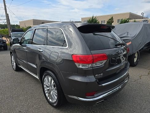 Used 2017 Jeep Grand Cherokee Summit AWD/4WD image 10