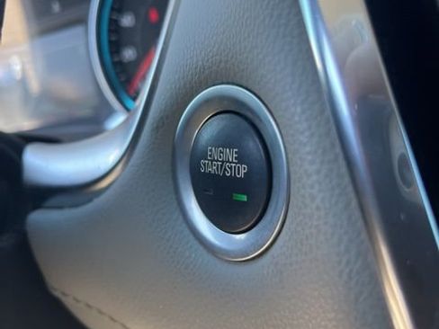 Used 2019 Chevrolet Traverse LT image 20